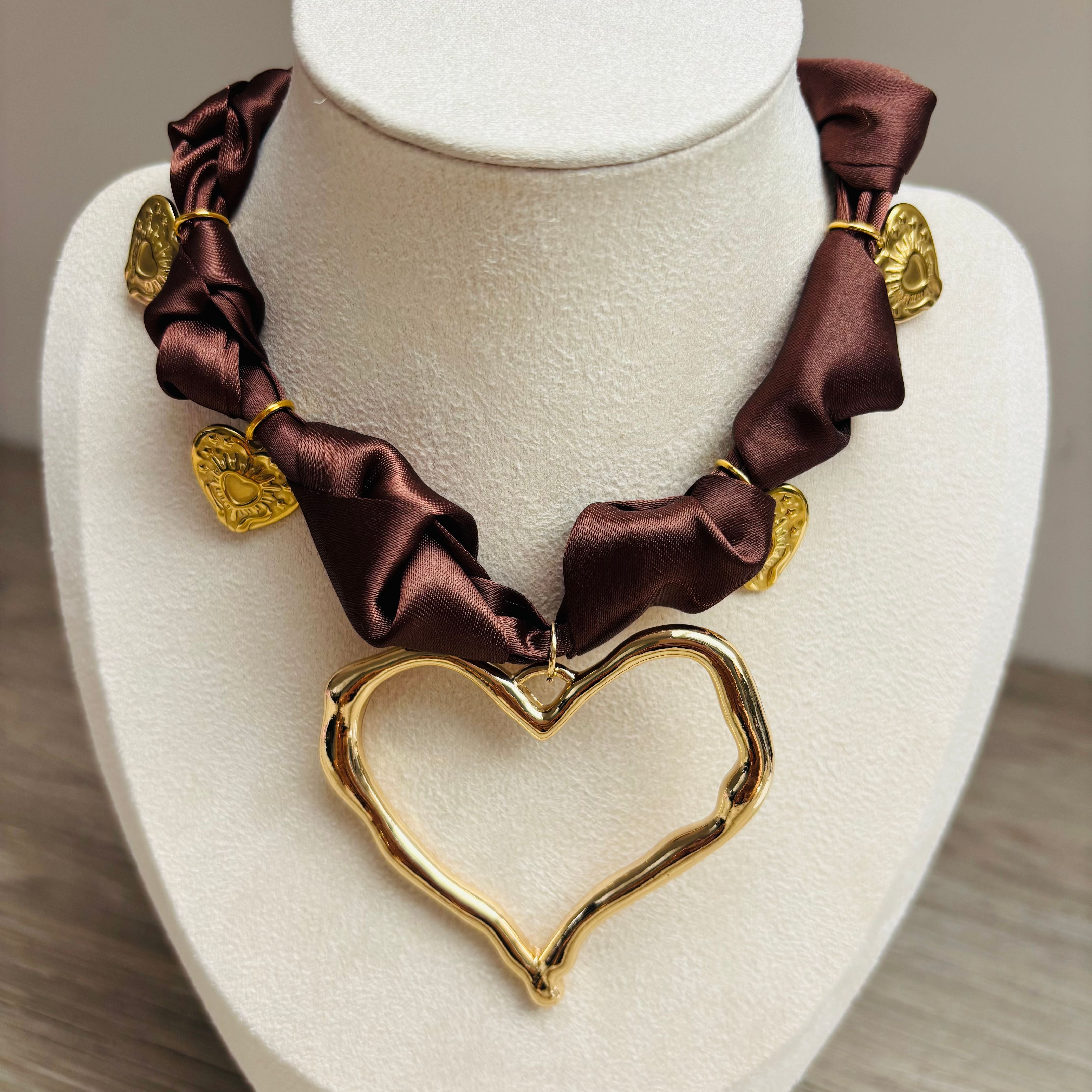 Oh Charming Heart necklace