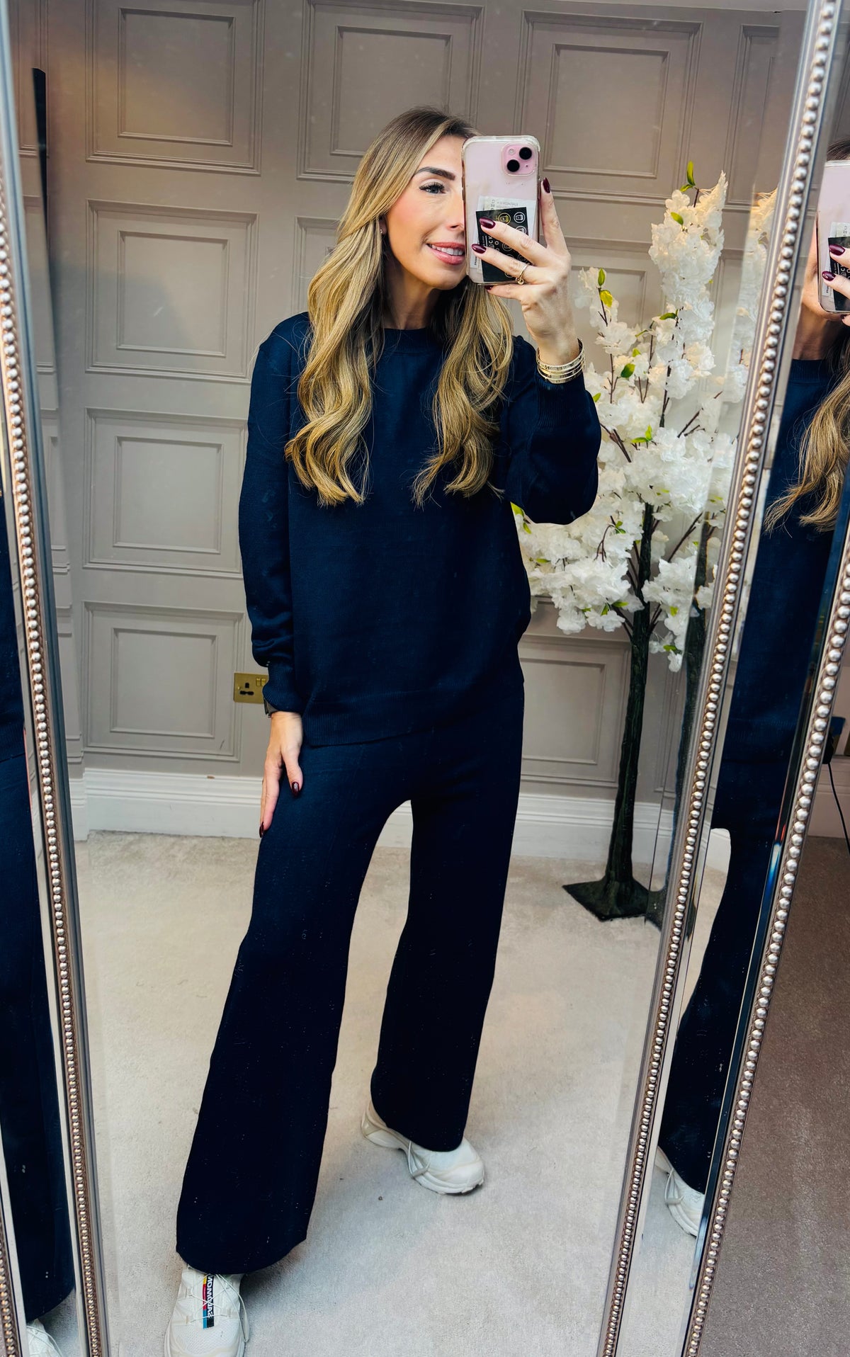 Avril set