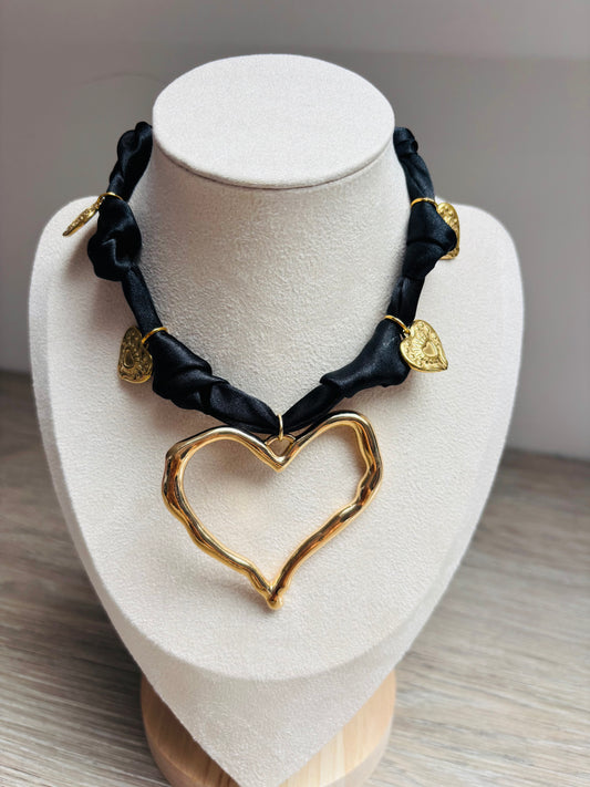 Oh Charming Heart necklace