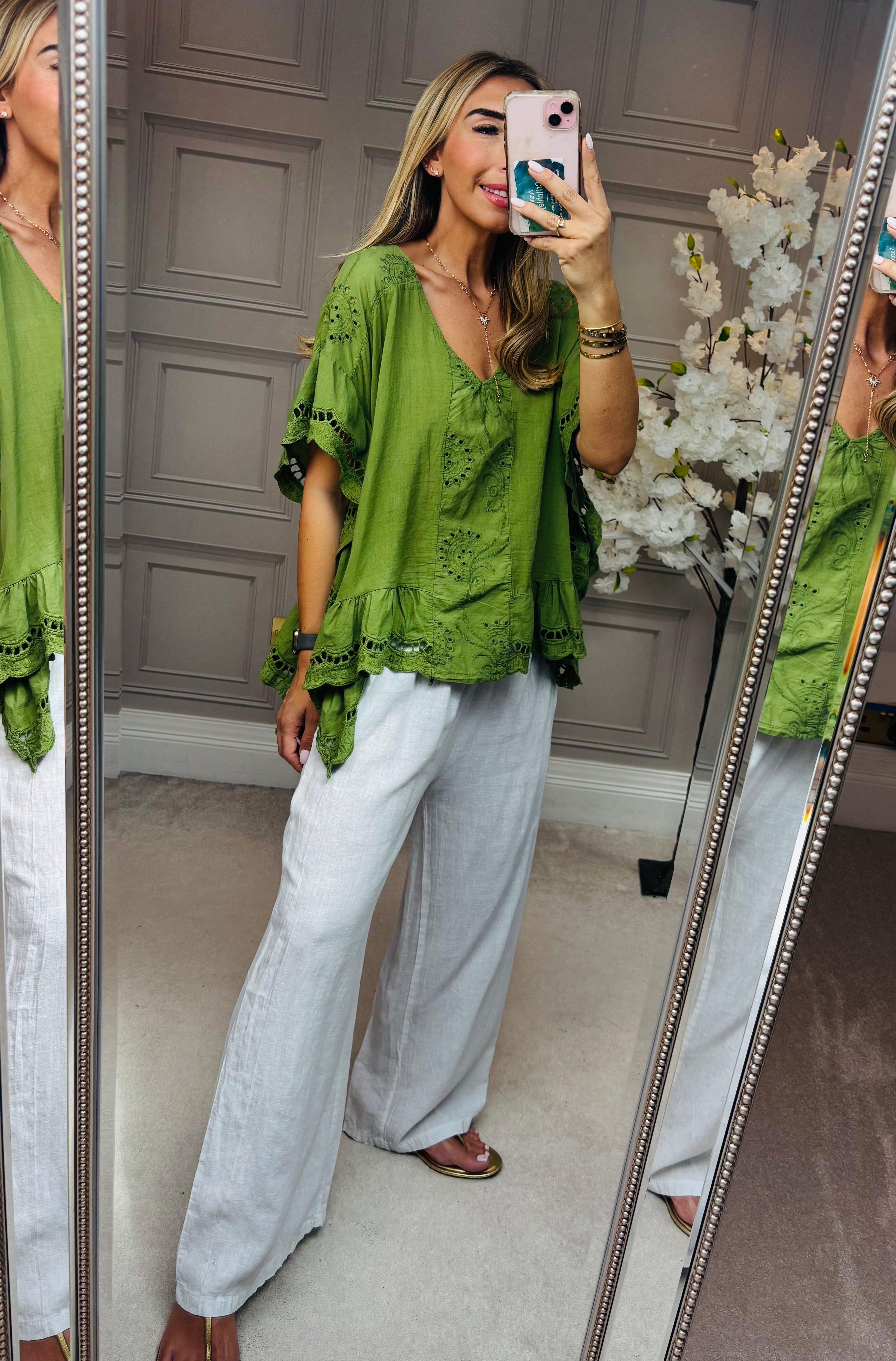 Avery Top