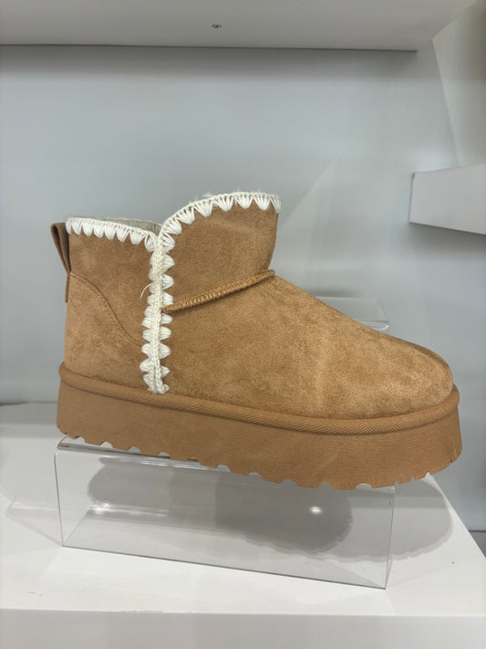 Tan stitch ugg