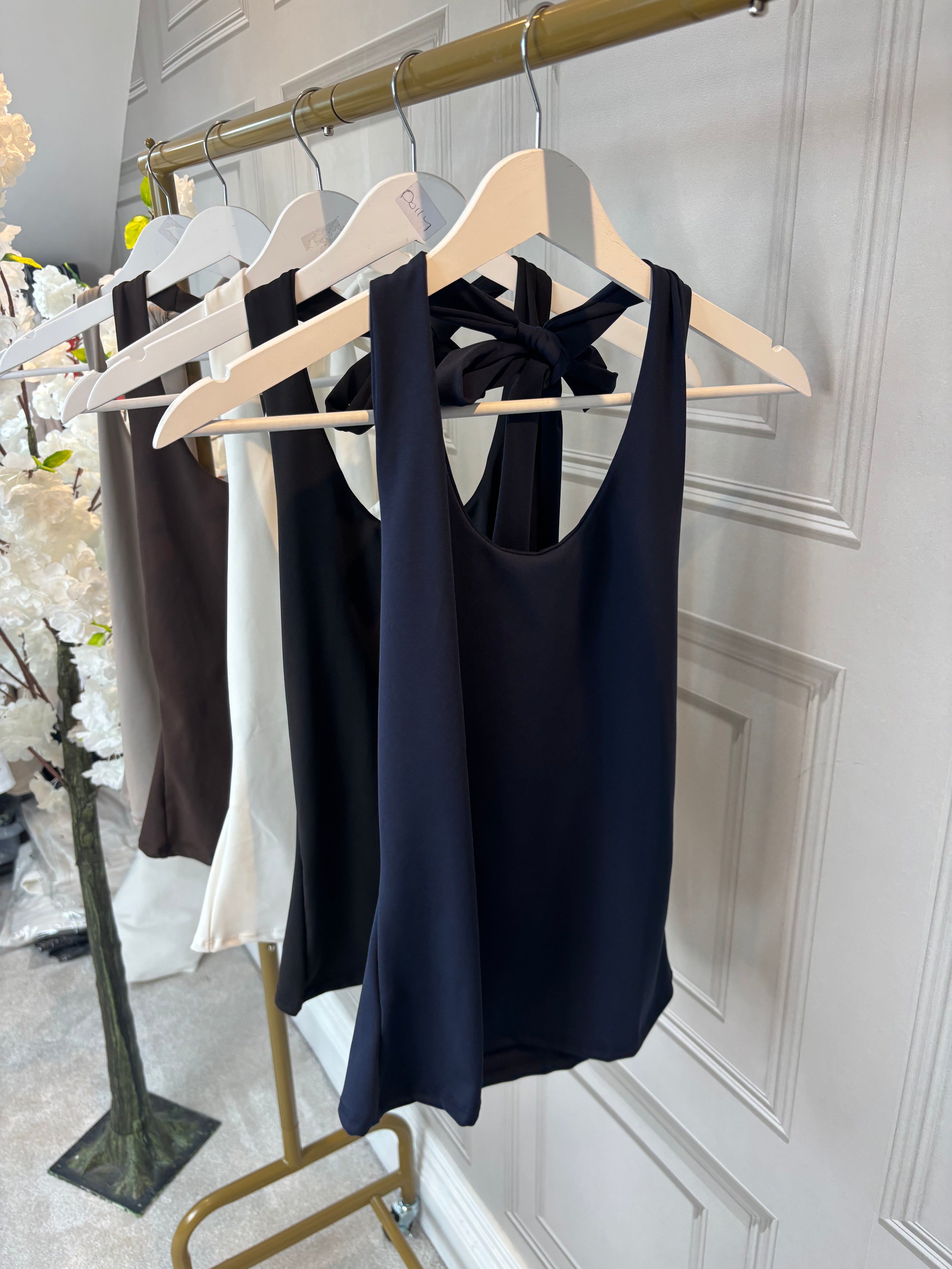 Basic halter Top
